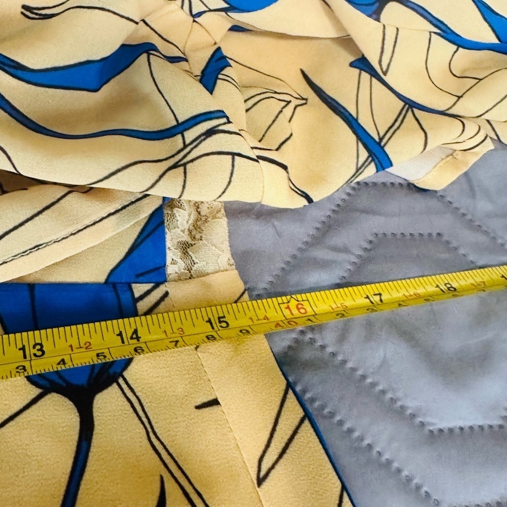 A138 Wild Meadow Yellow Tulip Mini Dress Lace Detail Floral Cottagecore Sz M - Picture 6 of 7
